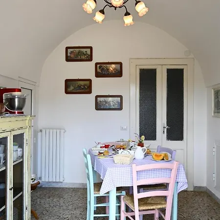 Samira Homestay Cozzana